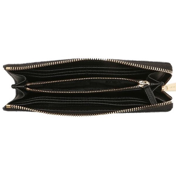 Michael Kors Wallet - Picture 2 of 6